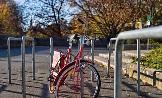 Abstellanlagen gibt es in verschiedensten Ausführungen. Zunächst muss in Kalletal aber ohnehin entschieden werden, wo diese installiert werden sollen. - Symbolbild: Pixabay