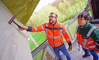 Die Passadetalbrücke ist derzeit nur einspurig nutzbar. In regelmäßigen Abständen wird der Zustand des Bauwerkes überprüft, das als abgängig gilt. - Nicole Ellerbrake Die Passadetalbrücke ist derzeit nur einspurig nutzbar. In regelmäßigen Abständen wird der Zustand des Bauwerkes überprüft, das als abgängig gilt. - Nicole Ellerbrake