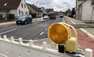 15 Monate war die Schötmarsche Straße in Lage in Fahrtrichtung Innenstadt gesperrt. In Kürze wird sie wieder komplett freigegeben. - Thomas Reineke