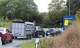 An der Ausfahrt Lockhausen, Anschlussstelle Leopoldsöher Straße, staut sich täglich der Verkehr. - Sandra Castrup An der Ausfahrt Lockhausen, Anschlussstelle Leopoldsöher Straße, staut sich täglich der Verkehr. - Sandra Castrup