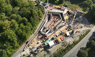 Die Baustelle am Freilichtmuseum im September. Oben links ist das Krumme Haus, unten rechts die Paderborner Straße zu sehen. - LWL/ Robin Jähne Die Baustelle am Freilichtmuseum im September. Oben links ist das Krumme Haus, unten rechts die Paderborner Straße zu sehen. - LWL/ Robin Jähne
