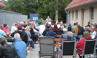 Über ein volles Haus bei der Krimi-Lesung freute sich das Tierheim Detmold. - Tierheim Detmold