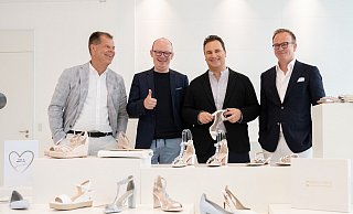 Carsten Humke (Geschäftsführender Gesellschafter MARCO TOZZI), Christian Böhm (Geschäftsführer Vertrieb & Marketing MARCO TOZZI) , Guido Maria Kretschmer, Jens Beining (CEO Wortmann Gruppe) - Tamaris