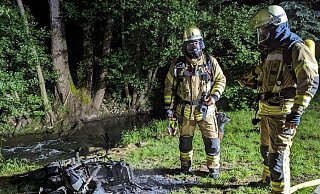 Hagener Wehrkräfte mussten erneut einen Motorroller löschen. - Feuerwehr Lage