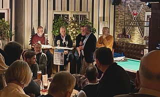 (von links) Bürgmeister Heinz-Dieter Krüger, Kurdirektor Thorsten Brand erötern mit Tobias Nolting (Fachbereich Stadtwerke, Umwelt und öffentliche Einrichtungen) und Michael Lohmeier (Fachbereich Stadtentwicklung und Bauen) die Zukunkt der Kurparks. - CDU Horn-Bad Meinberg
