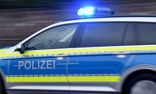 Möglicherweise gibt es eine Verbindung zu einem ähnlich verlaufenen Einbruch in Detmold. - Symbolbild: Carsten Rehder/dpa Möglicherweise gibt es eine Verbindung zu einem ähnlich verlaufenen Einbruch in Detmold. - Symbolbild: Carsten Rehder/dpa