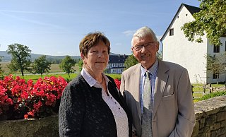 Horst und Renate Meier feiern Diamantene Hochzeit. - Maren Meier Horst und Renate Meier feiern Diamantene Hochzeit. - Maren Meier