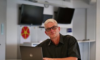 LZ-Redakteur Martin Hostert findet: Loyalität zur eigenen Fraktion gehört auch zum politischen Geschäft - Jörg Hagemann LZ-Redakteur Martin Hostert findet: Loyalität zur eigenen Fraktion gehört auch zum politischen Geschäft - Jörg Hagemann