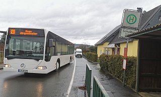 Steht ganz oben auf der Prioritätenliste zur Sanierung: das Wartehäuschen der Bushaltestelle Lebenshilfe-Werkstatt Bega ist marode und wird erneuert. - Sylvia Frevert