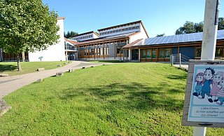 Die Grundschule West in Dörentrup. - Archivfoto: Karl-Heinz Krull Die Grundschule West in Dörentrup. - Archivfoto: Karl-Heinz Krull