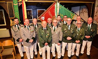 Die Geehrten v.l.: Jendrik Thomas, Wolfgang Leifholz, Eckhard Strüber, Christian Müller, Heinz-Jürgen Ridder, Michael Wittek, Dennis Begemann, Michael-Udo Müller, Dieter Tölle, Uwe Begemann, Wolfgang Bunte und Martin Mühl. - Nicole Ellerbrake Die Geehrten v.l.: Jendrik Thomas, Wolfgang Leifholz, Eckhard Strüber, Christian Müller, Heinz-Jürgen Ridder, Michael Wittek, Dennis Begemann, Michael-Udo Müller, Dieter Tölle, Uwe Begemann, Wolfgang Bunte und Martin Mühl. - Nicole Ellerbrake