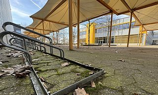 Die aktuellen Fahrradständer am Lohfeld sind wenig zeitgemäß. Das soll sich ändern, wünschen sich CDU und Grüne. - Sven Kienscherf