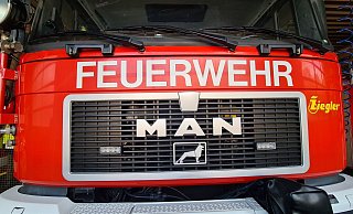 Die Detmolder Feuerwehr ist zu einem Unfall gerufen worden. - Nadine Uphoff Die Detmolder Feuerwehr ist zu einem Unfall gerufen worden. - Nadine Uphoff