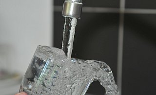 Das Trinkwasser in Sabbenhausen, Elbrinxen, Rischenau, Niese, Hummersen und Falkenhagen wird nicht mehr gechlort. - Symbolbild: Pixabay Das Trinkwasser in Sabbenhausen, Elbrinxen, Rischenau, Niese, Hummersen und Falkenhagen wird nicht mehr gechlort. - Symbolbild: Pixabay
