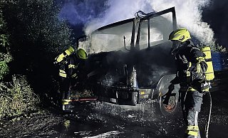 Die Feuerwehr Detmold hat den brennenden Lkw gelöscht. - Rieks/Feuerwehr Detmold Die Feuerwehr Detmold hat den brennenden Lkw gelöscht. - Rieks/Feuerwehr Detmold