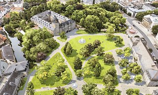 Der Lageplan zeigt, wie die Wege auf dem Gelände den Park in Form der lippischen Rose aufteilen. - Reschke Landschaftsarchitekten