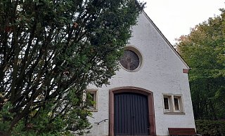 Dorfgemeinschaft und Kirchengemeinde halten den Umbau für eine gute Idee. Die Ausschussmitglieder können sich jedoch nicht zu einer Entscheidung durchringen. - Lorraine Brinkmann