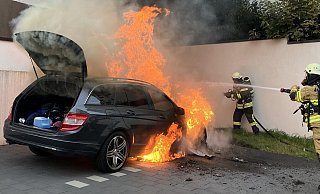 Autobrand - Freiwillige Feuerwehr Bad Salzuflen