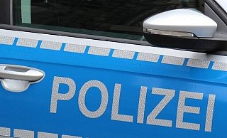 Eine filmreife Verfolgungsjagd soll sich ein 35-Jähriger mit der Polizei geliefert haben. Er muss sich vor Gericht verantworten. - Astrid Sewing Eine filmreife Verfolgungsjagd soll sich ein 35-Jähriger mit der Polizei geliefert haben. Er muss sich vor Gericht verantworten. - Astrid Sewing