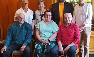 Der neue Vorstand: (hintere Reihe von links) Luise Hildebrandt, Margret Strate, Björn Strate und Bruno Keller sowie (vordere Reihe von links) E.-A. Köstering, Kirsten Strate und Helmut Mehrwald. - Zieglerverein