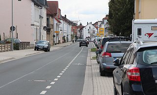 Nach dem Ausbau der Pottenhauser Straße wird nicht mehr so schnell gefahren. Das hat eine Messung des Kreises Lippe ergeben. Kreis, Polizei und die Stadt Lage finden, dass sich die Situation für schwächere Verkehrsteilnehmer entscheidend verbessert hat. Daher sei Tempo 30 hier nicht notwendig. - Cordula Gröne Nach dem Ausbau der Pottenhauser Straße wird nicht mehr so schnell gefahren. Das hat eine Messung des Kreises Lippe ergeben. Kreis, Polizei und die Stadt Lage finden, dass sich die Situation für schwächere Verkehrsteilnehmer entscheidend verbessert hat. Daher sei Tempo 30 hier nicht notwendig. - Cordula Gröne