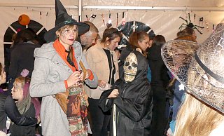 Die Hohe Asch war fest in den Händen von Halloween-Fans. - Rudi Rudolf Die Hohe Asch war fest in den Händen von Halloween-Fans. - Rudi Rudolf