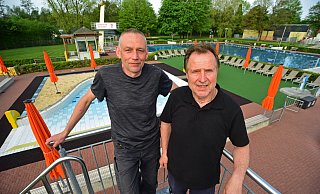 Igor Golubhoff (links) und Rudolf Klein betreuen die Technik im Bad. Die letzte Saison für Rudolf Klein, der nach 27 Jahren im Eau-Le in den Ruhestand geht. - Nicole Ellerbrake