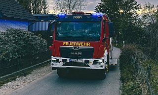 Die Feuerwehr ist aufgrund von Gasgeruch in einem Mehrfamilienhaus ausger&uuml;ckt. - Symbolfoto: Marco Schweiger