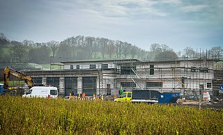 Das neue Feuerwehrgerätehaus an der Brokhauser Straße nimmt Gestalt an. - Raphael Bartling Das neue Feuerwehrgerätehaus an der Brokhauser Straße nimmt Gestalt an. - Raphael Bartling