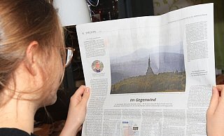 Auch überregionale Zeitungen wie die Süddeutsche berichten über den Flugkorridor, der den Bau der Windräder an der Gauseköte verhindert. - Martin Hostert