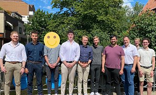 Von links nach rechts: Valentino Budinski, Niklas Fette, Jan Lucas Frijns, Torben Hundsdörfer, Ralf Keller, Tobias Strate, Carsten Möller, Mathies Säck, Niklas Romaniw; Jannis Laghusemann. - Junge Liberale Von links nach rechts: Valentino Budinski, Niklas Fette, Jan Lucas Frijns, Torben Hundsdörfer, Ralf Keller, Tobias Strate, Carsten Möller, Mathies Säck, Niklas Romaniw; Jannis Laghusemann. - Junge Liberale