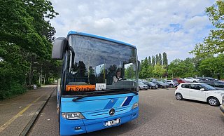 Schulbustickets wird es weiterhin geben. In Lage kamen im Hauptausschuss die Fragen auf, welche künftig ausgegeben werden und ob die, die eigentlich keinen Anspruch haben, 5 oder 7,50 Euro im Monat dafür zahlen sollen. - Astrid Sewing