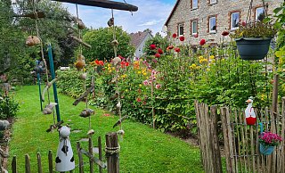 Viele kleine Details sind im Garten von Karin Hieronymus zu finden. - Nadine Uphoff Viele kleine Details sind im Garten von Karin Hieronymus zu finden. - Nadine Uphoff