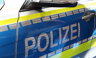 Die Polizei berichtet von einem schweren Unfall in Bavenhausen. - Janet König