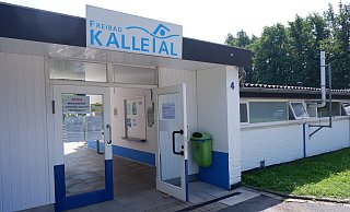 Weil es nur eine Fachkraft gibt, muss die Gemeinde die &Ouml;ffnungszeiten des Freibades anpassen. - Archivfoto: Lorraine Brinkmann