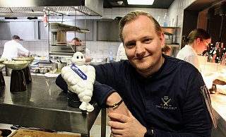 Sterne-Koch Jan Diekjobst verteidigt Lippes einzigen Stern. „Jan’s Restaurant“ im Detmolder Hof kann mit seiner Qualität zum dritten Mal die hohe Auszeichnung des Guide Michelin behaupten. Damit behält der Kreis Lippe sein erstes und einziges Sterne-Restaurant. - Archivbild: Janet König