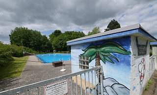 Das Beller Freibad könnte eine Alternative zum geschlossenen Eggebad sein. Die Stadt müsste dann aber einen Schwimmmeister stellen, heißt es seitens des Trägervereins. - Jost Wolf