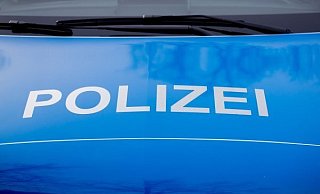 Die Polizei ermittelt unter anderem gegen zwei Männer, die an der Auseinandersetzung beteiligt gewesen sein sollen. - Christoph Soeder/dpa
