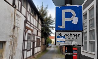 Parkausweise für Anwohner werden in der Lemgoer Innenstadt deutlich teurer. - Katrin Kantelberg Parkausweise für Anwohner werden in der Lemgoer Innenstadt deutlich teurer. - Katrin Kantelberg
