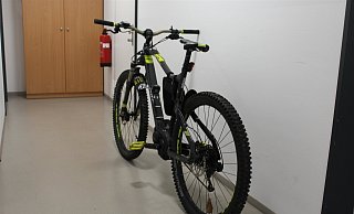 Die Polizei Lippe fragt, wem dieses Fahrrad gehört. Es wurde in Lügde sichergestellt. - Polizei Lippe