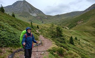 Anja Friebe in der Bergwelt oberhalb von Meran. - Anja Friebe Anja Friebe in der Bergwelt oberhalb von Meran. - Anja Friebe