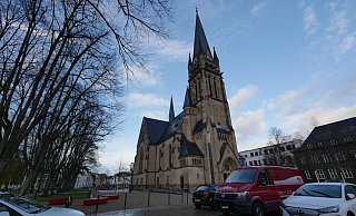 Nach dem Kaiser-Willhelm-Platz und dem Spielplatz neben der Christuskirche ist nun auch der Bereich vor dem Gotteshaus fertiggestellt. - Jost Wolf Nach dem Kaiser-Willhelm-Platz und dem Spielplatz neben der Christuskirche ist nun auch der Bereich vor dem Gotteshaus fertiggestellt. - Jost Wolf