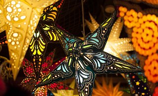 Etwas sparen will die Stadt Horn-Bad Meinberg bei der Weihnachtsbeleuchtung. - Symbolbild: Paul Mawson/Pixabay