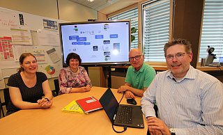 Diskutierten den Stand der Digitalisierung in der Verwaltung: Die Wissenschaftliche Mitarbeiterin Franziska Mertens, MdL Ellen Stock sowie Olaf Konrad und Matthias Duda (beide Kreis Lippe, von links). - Bildrechte: Ellen Stock