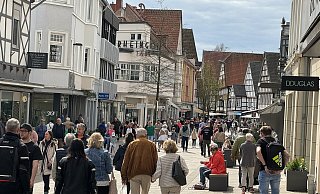 Sonntagsöffnungen ohne Anlass in der Kurstadt zu ermöglichen - das fordert die SPD in einem ihrer Anträge, die im kommenden Hauptausschuss besprochen werden sollen. - Sandra Castrup Sonntagsöffnungen ohne Anlass in der Kurstadt zu ermöglichen - das fordert die SPD in einem ihrer Anträge, die im kommenden Hauptausschuss besprochen werden sollen. - Sandra Castrup
