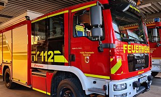 Eine lange Ölspur von der Kalldorfer "Todeskurve" bis nach Bösingfeld hat Feuerwehr und Polizei beschäftigt. - Nadine Uphoff/Symbolfoto