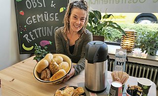 Will dafür sorgen, dass es künftig in Humfeld wieder frische Backwaren und "Coffee to go" gibt: Obstretterin Lara Siebrasse. - Sylvia Frevert Will dafür sorgen, dass es künftig in Humfeld wieder frische Backwaren und "Coffee to go" gibt: Obstretterin Lara Siebrasse. - Sylvia Frevert