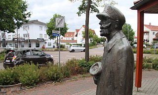 Die "Partei" ruft nach einer anderen Verkehrslenkung in der Ortsmitte. Sie wünscht sich Einbahnstraßen statt Begegnungsverkehr. - Dieter Asbrock Die "Partei" ruft nach einer anderen Verkehrslenkung in der Ortsmitte. Sie wünscht sich Einbahnstraßen statt Begegnungsverkehr. - Dieter Asbrock