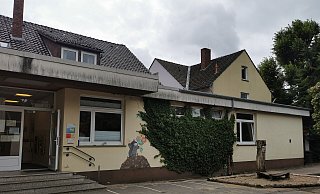 Die Stadt Barntrup und der Träger der Kita "Rote Schule", die Stiftung Eben-Ezer, suchen nach einem neuen Standort für die Betreuung der Kleinsten. - Archivfoto: Sylvia Frevert
