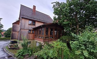 Eine Erbengemeinschaft will das Haus in der Kurzen Straße an die Stadt verkaufen. Der Rat hat mehrheitlich dafür gestimmt. - Marianne Schwarzer Eine Erbengemeinschaft will das Haus in der Kurzen Straße an die Stadt verkaufen. Der Rat hat mehrheitlich dafür gestimmt. - Marianne Schwarzer